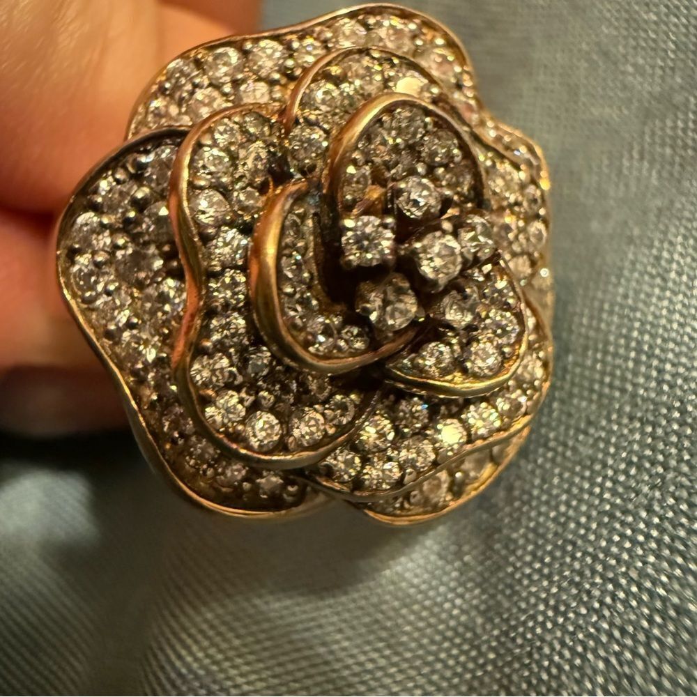 STATEMENT ROSE RING SWAROVSKI STYLE – SIZE 9 💎 - Picture 12 of 15